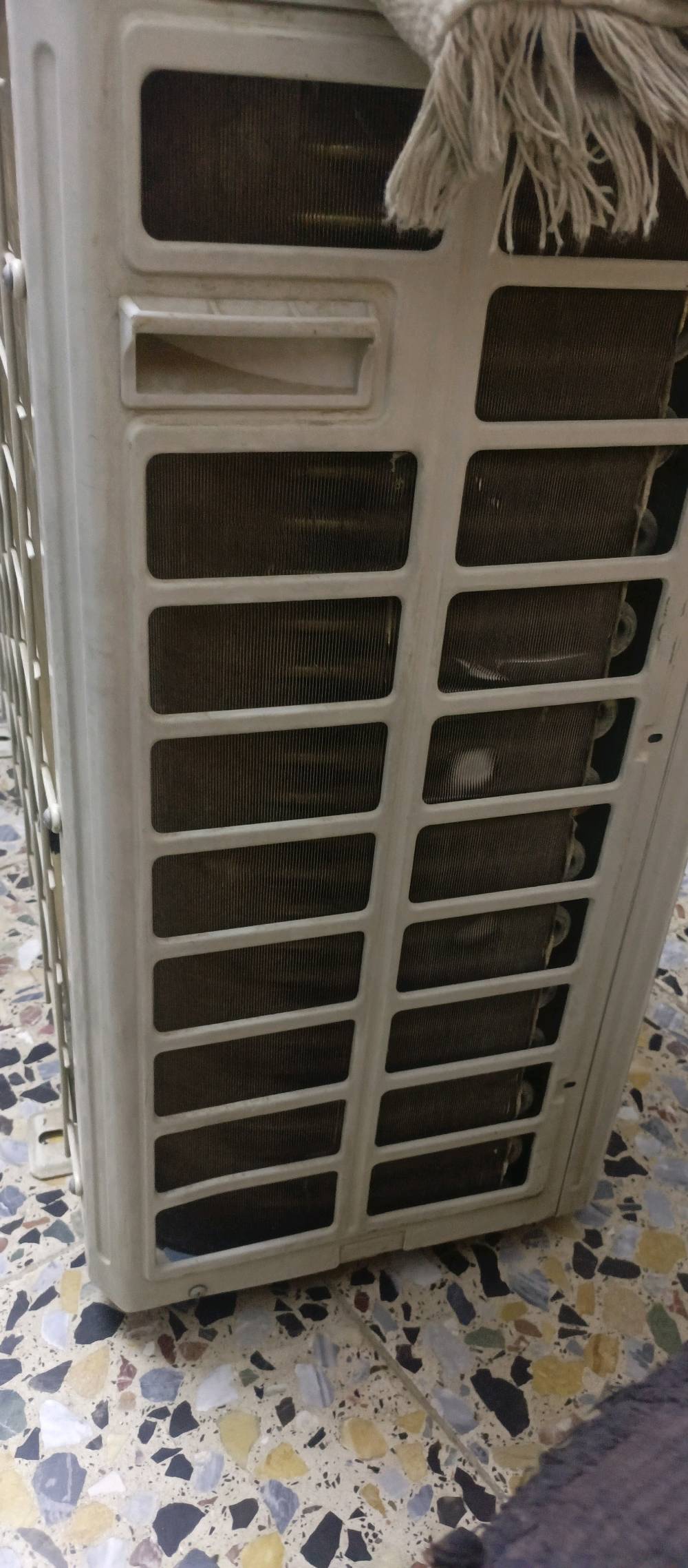 السلام عليكم عندي هذن السبالك كلشي مابيهن اريد ابيع واحد منهن عوزهن بس بواري كل واحد طنين غاز 410 رايد الواحد علا 450 الف نهايته 400 الف مستعجل علا بيعتهن  التواصل *********** واتساب
