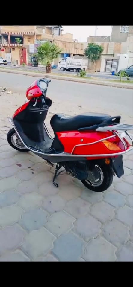 سلام عليكم دراجه سبيسي موديل 2023 
سعر 600 وبيه مجال رقم ‭***********‬
