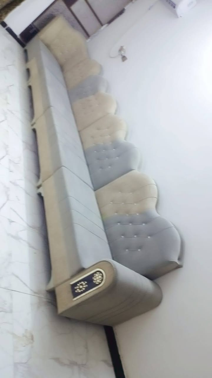 كنبة • جديدة • مستعجل