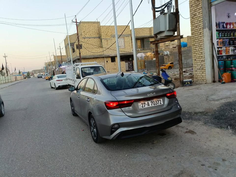 معروضه للبيع كيه فورتي 2023صبغ بنيد فقط والباقي كفاله من الشخط وفتحة البرغي السياره جديده بمعنى الكلمه تخم تاير كوري نكسن صار سبوع شاده وحداديه ومكينه وكير كارتون وترايك بغداد رقم ذي قار معوقين بأسمنه أنطيك وكاله عامه مطلقه السعر 155 عنوان الناصريه مركز ***********
