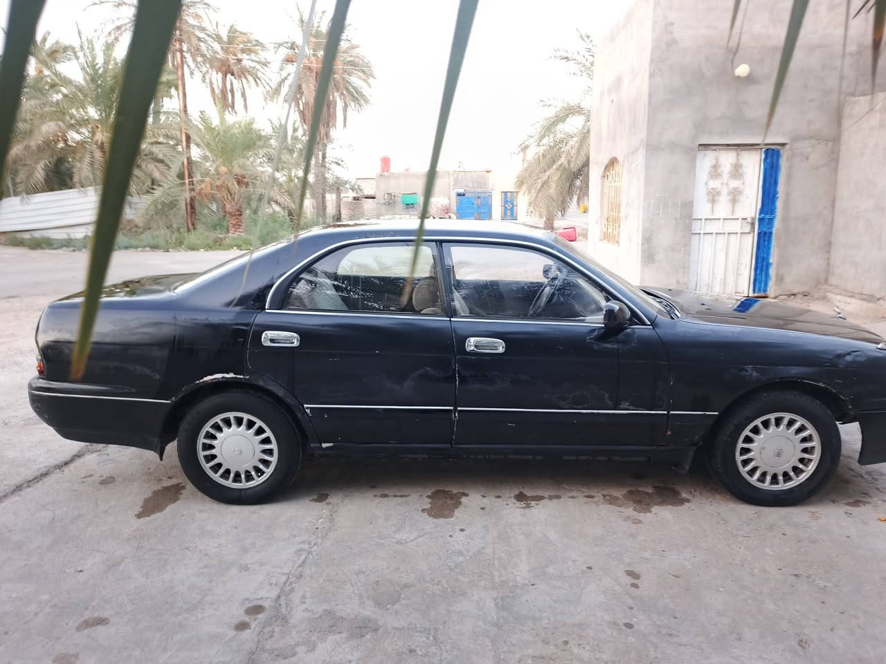 سلام عليكم سياره بطى متصل لون اسود سنويه منتهيه سياره جاهزه من حداده وتبريد سياره مكفوله من ضربه ونقل سياره بيهه جراد سعر 47 وبيهه مجال متواحد ع واتساب رقم الهاتف ***********

