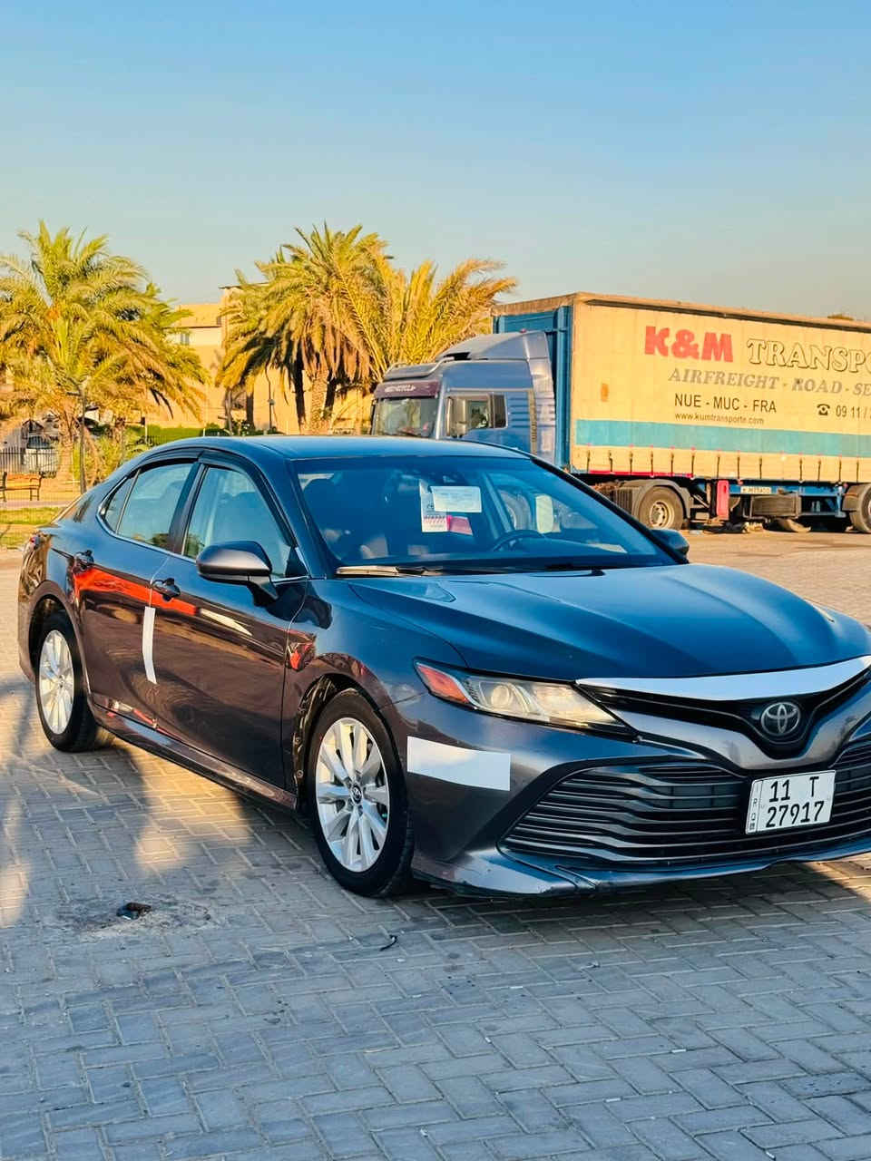 السلام عليكم 
تويوتا كامريLE 
موديل2019 رقم بغداد الجديد بسمي  
عداد المسافة 73الف ميل
حجم المحرك 4 سلندر2.5L  بانزين 
السيارة بدون حادث تقرير مياه مطار فقط يعني مو غركانا  السونار داخل المنشور
وصور الحادث كذالك 
كسر مكينة كفاله من كلشي 
حداديه صدر جديده تخم تاير جديد 
السيارة نظيفة كلش وجديدة  متعوب عليه 
السعر 147 وبيها مجال 
العنوان بغداد 
للاستفسار ***********
