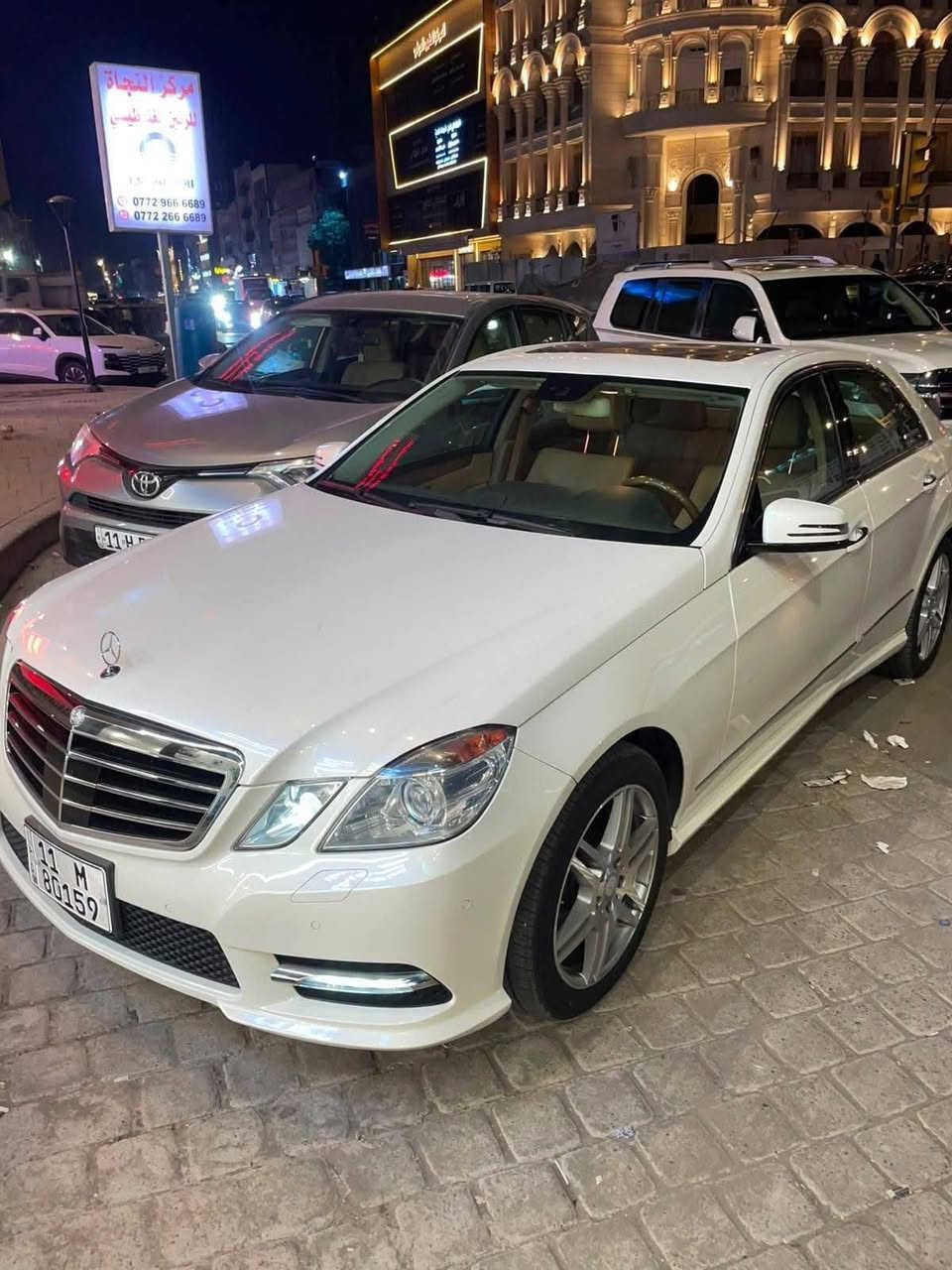 اللي يدور نظيف بسعر مناسب
مرسيدس E350_W212 موديل 2013 
اللون ابيض داخل بيجي 
السيارة شادلها كت AMG وياله AMG
رقم بغداد 
فول مواصفات 
فتحه سقف 
برده خلفيه كهربائيه
سستم صوت هارمن
سيدي جنجر مع شاشه عرض DVD بلادي
تحكمات كامله 
تدفئه كشنات 
كشن كهرباء و خزن ميموري 
البجم زنون 
السياره فوول مواصفات 
محرك V6_3500 CGI
كامله السياره واي نقص 
حادث خلفي بسيط اخت الكلين 
مكان السيارة بغداد الكراده 
للاستفسار *********** واتساب

نص مكتوب في الصور:
- 1.5 Tesla MFI *********** ***********