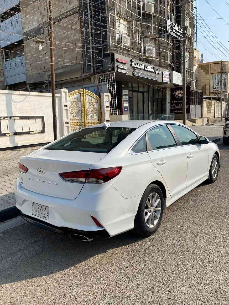 سوناتا 2019 
 وارد امريكي باسمي ماشيه 63 حادثة بسيط بنيد كلير ونص جاملغ امامي راجع بارد وبالعراق نص جاملغ الخلفي صبغ والايرباكات وشاصي مكفولات صورة رقم الشاصي موجود وگير ومكينة مكفولات السيارة استعمال شخصي نظيفة ما مشتغلة تكسي السعر 135 ورقة وبيه مجال للطيبين مكان السيارة البصرة ***********
