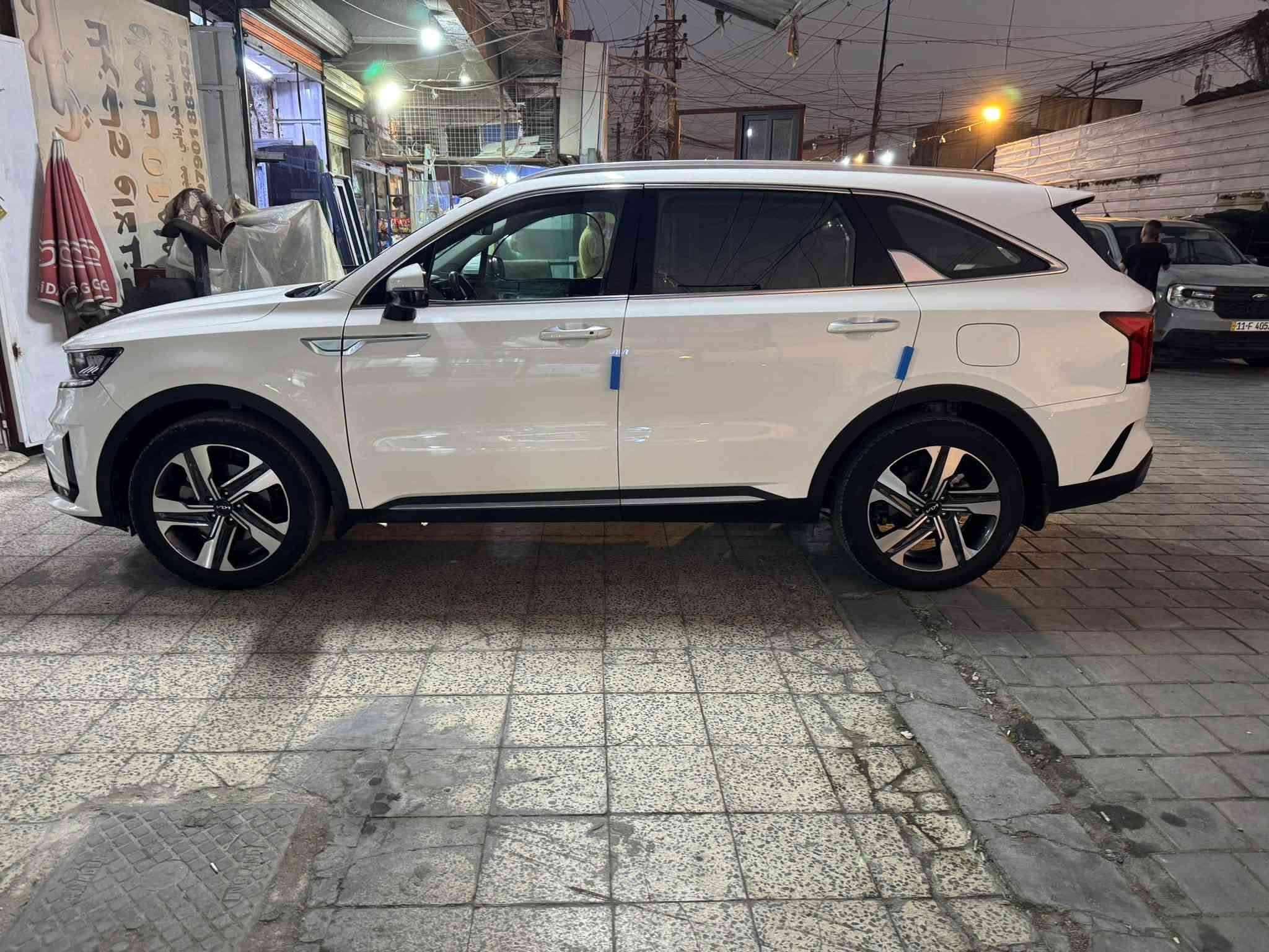 السلام عليكم سورنتو موديل ٢٠٢٣ خليجي محرك ٢٥٠٠ أربعه سلندر  ٧ راكب ٣ قطع تبريد بردات ابواب خلفية كراسي كهرباء عدد ٢ ماشية ٩٥ الف بيها بارد بسيط بالجاملغ الامامي ورصعتين بالجنطه على وضعهن  سونار بالصور مغلفه PPF رقم أربيل تحويل مباشر السياره نظيفه وعليها ادامه كامله مابيها كل نقص السعر ٢٣٥ بيها مجال بسيط مكاني بغداد البنوك 
*********** ابو مصطفى

