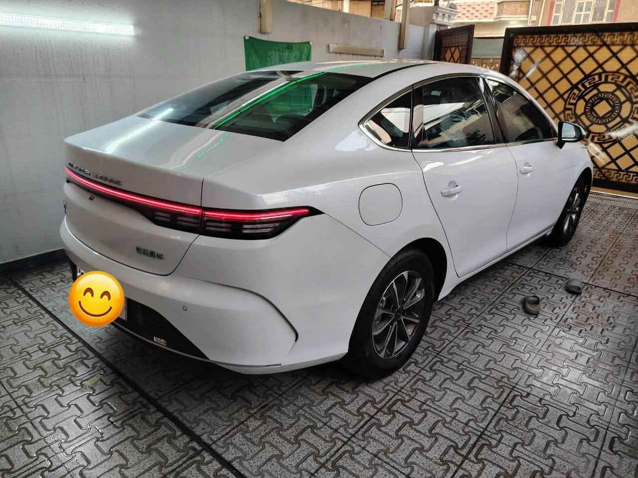 السلام عليكم
الحلوه للبيع 
Byd دسترويل 
ردار امامي 
تحكم ستيرن 
مثبت مسار 
اشاير مري 
كشنات رياضي 
كشنات جلد 
السياره مصروف عليها 
عازل حراري ٩٠٪؜
كير مكينه كفاله عامه 
هزه سنويه جديده 
بسمي تحويل ثاني يوم 
ملاحضه السياره كفاله عامه 
ماشيه ١٦ ألف الكلي 
السياره بحاله الوكاله 
السعر ١٩و٢٠٠وبيهه مجال للطيبين 
تشوفها غاليه اعبر المنشور تحصل اغاتها
انشاءلله 
*********** واتساب فقط 
رمشلي واني اتصل٠٧٨٨٤٨٠٨٠٢
