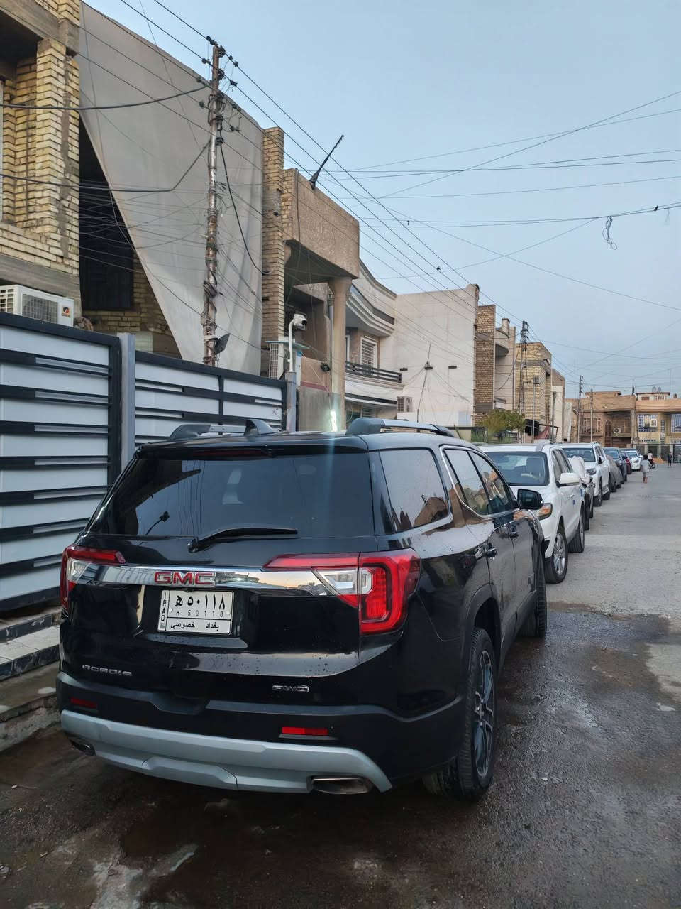 جىمسي اكاديا

الموديل: 2020 عدد المقاعد: 7 ركاب المحرك: V6 سعة 3.6 لتر 
القوة: 310 حصان ناقل الحركة: أوتوماتيك 9 سرعات نظام الدفع: أمامي (FWD) 
مقاعد جلد 7 ركاب المقاعد الأمامية كهربائية مع التدفئة والتبريد مقاعد الصف الثاني (VIP منفصلة مقاعد الصف الثاني مع التدفئة 
انوراما مزدوجة (عدد 2) كامیرا 360% (5 كاميرات: أمامية - خلفية -
جانبية) شاشة معلومات وترفيه   تشغيل بالبصمة
السعر ١٩٠
***********
