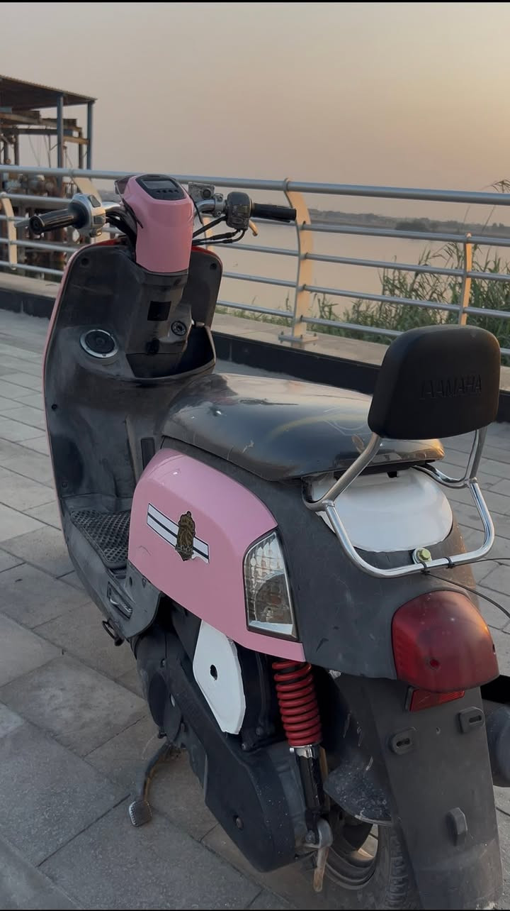 سلام عليكم دراجه البيع نوع بوليس نوزل ما مفتوحه كفاله عامه سعر850 بيه مجال عنوان بصره تواصل فقط رقم تصال ***********1
