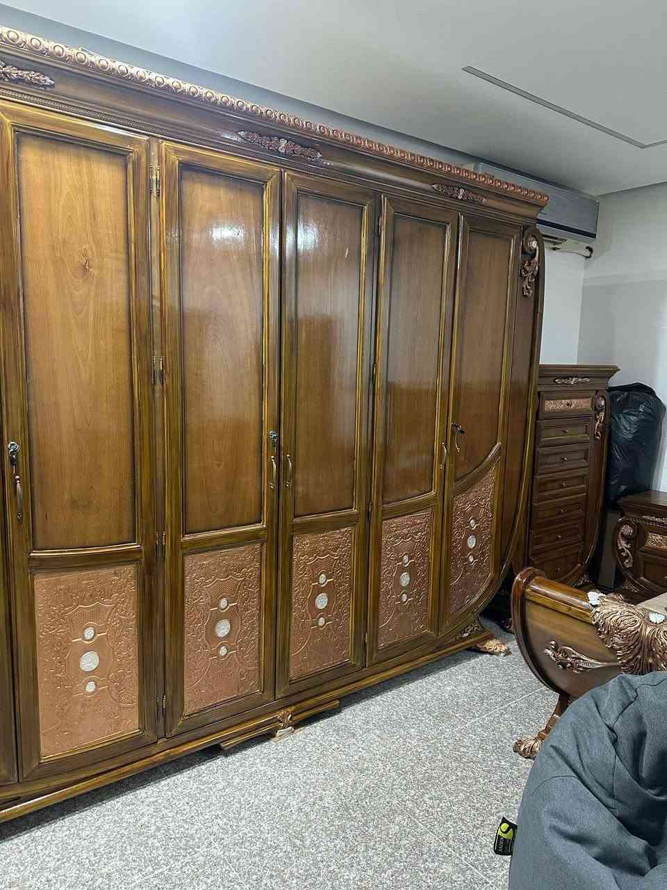 سلام عليكم غرفه نوم للبيع صاج مصريه درجه أوله حيل نضيفة غرفه تكمه بمعنى الكلمه سعرها مليون وربع
للاستفسار الاتصال على الرقم *********** 
المندوبين الي يردون ينشرونها يتفضلون
