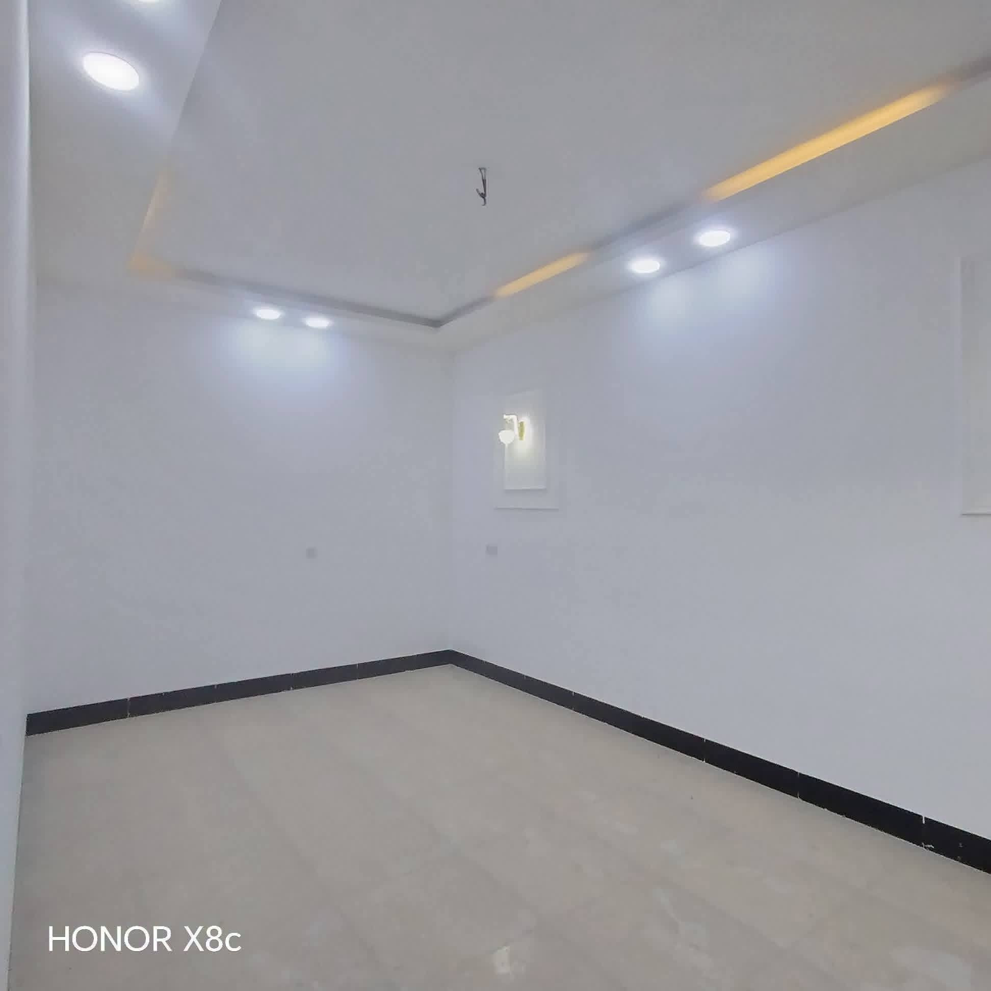 🏡دار للبيع🏡
المساحة: 150 متر مربع
✅ #طابو_زراعي_سند_25_أقرار_محكمه
السعر: 58 مليون  (مع المجال)
الموقع: النجف شارع الصب عمود 335 #ألخط_ألاول

مواصفات البناء:
غرفتين نوم وصاله ومطبخ واستقبال حمامات داخليه وخارجيه وكراج 
بناء مرتب (أساس + سقف كونكريت + طابوك)
أرضية بورسلين أبو الـ 60

الخدمات:#بعد_عن_سوق_100م
ماء كهرباء مدارس سوق تبليط مولد

للاستفسار والاتصال:
***********
