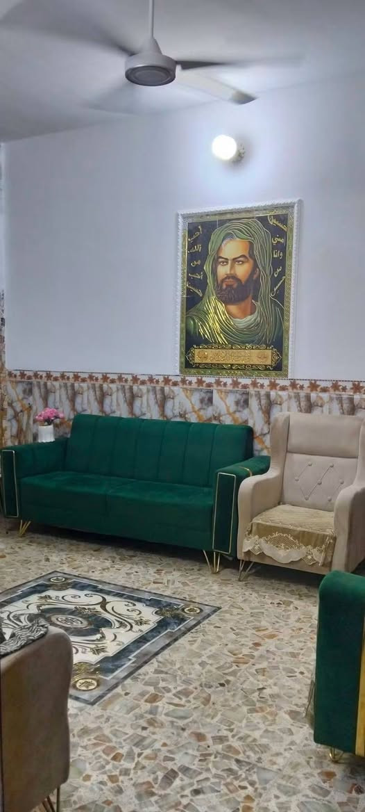 السلام عليكم بيت للبيع 50 متر الواجهه 10 والنزال خمسه في ام الكبر والغزلان شارع الضغط الزراعي الاتصال على هذا الرقم***********
