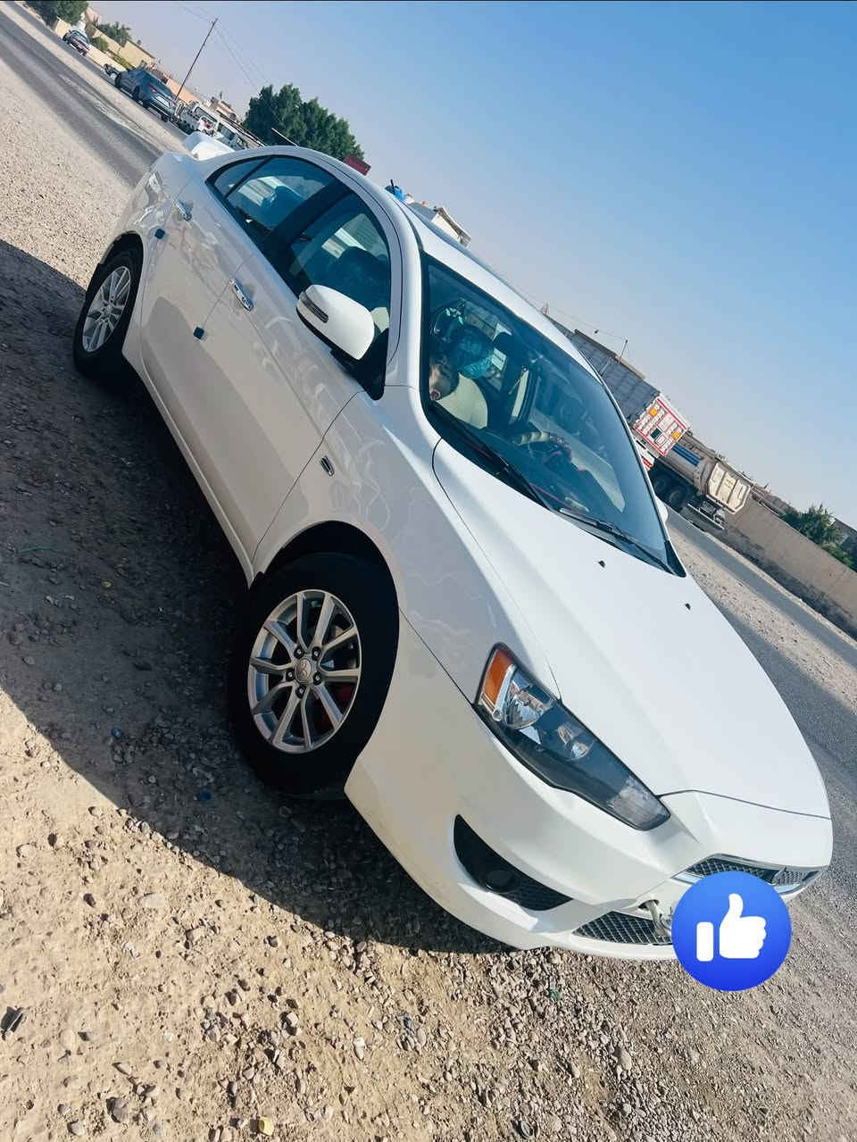 لانسر قرش ٢٠١٦
رقم بغداد بسمي هزه جديده ورقم دولي 
استلام شركه 

محرك ١٦٠٠ كفاله 

كير ميكانيكي كفاله 

تبريد وصدر على وضع  شركه 

ماشيه 61 كيلو متر حقيقي 

الاسبير والعده وكتلهوك عل وضع شركه 

مواصفات كامره إماميه وخلفيه 

تحكم ستيرن 

حساسات خلفيه 

تخم تاير جديد 

السعر 115 وبيهه مجال 
مكان ديالى ***********
