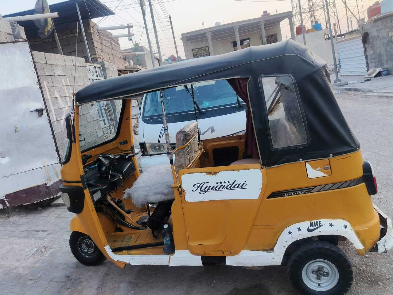 تكتك لل بيع تي في اس مديل20 سنويه ورقم مكينه 21 كهربايات كله شغاله كبل لل شارع العنوان شط العرب السعر 5 وميتين رقم تلفون بس واتساب فقط ***********

