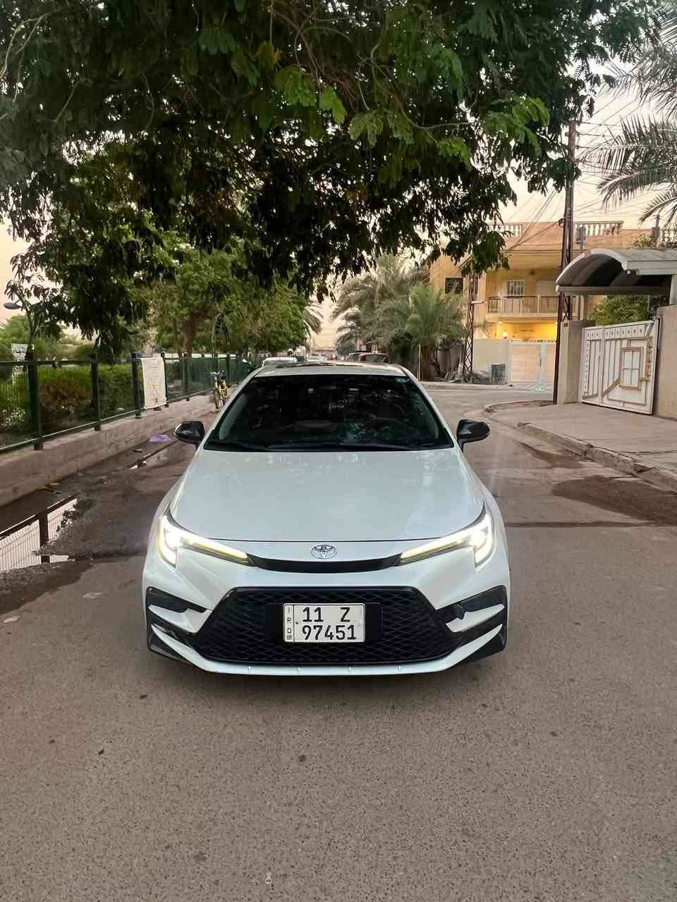 بسم الله يا الله
السلام عليكم حبايب 

كورلا هايبرد 2025 للبيع 

فئه ال S بلاك اديشن 

فول مواصفات السياره بعدها زيرو 

ماشيه 25 قابل للزياده 

الداخل جلد تو كلر احمر واسود 

تحكم كهرباء كشن الساىق 

الجام اوتو 

قطعتين تبريد 

3 انظمه قياده 

مثبت سرعه

قياده ذاتيه 

فتحه سقف 

كار بلي 

وباقي المواصفات المعروفه 

السياره مكفوله من الصبغ ما عدا مكانين pdr بيها مسويها بافضل مراكز ال pdr 

المكان الاول الطخه صايره ما بين باب الصدر وباب الخلفي كد شبر فقط من جهه السكن 

والمكان الثاني طخه بسيطه بالجاملغ الخلفي ع كد شبر فقط 

واثنينهن مصلحات pdr  

السياره جدا نظيفه وكدام عينك عجبتك كل الهلا بيك وع راسي 

ما تعجبك صلي ع النبي واعبر المنشور 

السعر 163 وبيها مجال 

 

المكان بغداد / الدوره 

***********
