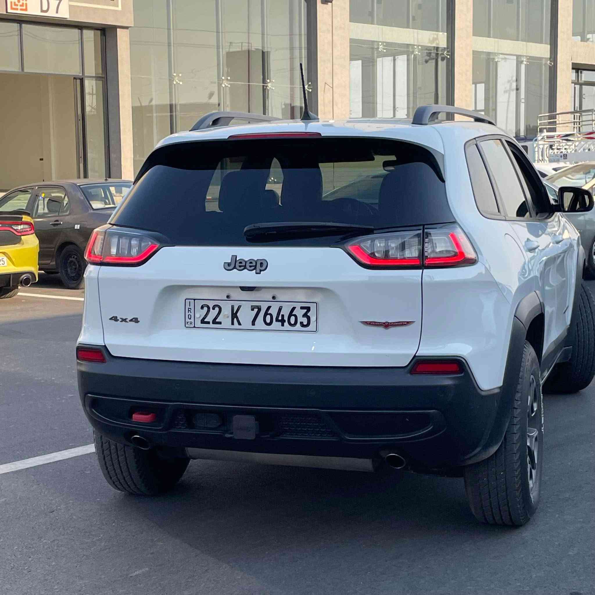 jeep cherokee 2020 trailhawk فوول بينه قس له مواسه فات سه ياره كه به كلين دا خل بوه بيئه رباگ كوشن ساردو گه رم وخه زنه سيسته م ساوند ئه لپينا را دار گه روره  سندوق شاپ و شه فت  ده بل ئه كسل قو فلى ئه كسل  پينج مؤدى ليخورين  پانوراما  زؤر موا سه فاتى تر —نرخى ١٨٠ مه جال —ژماره ته له فؤن *********** أربيل, العراق
