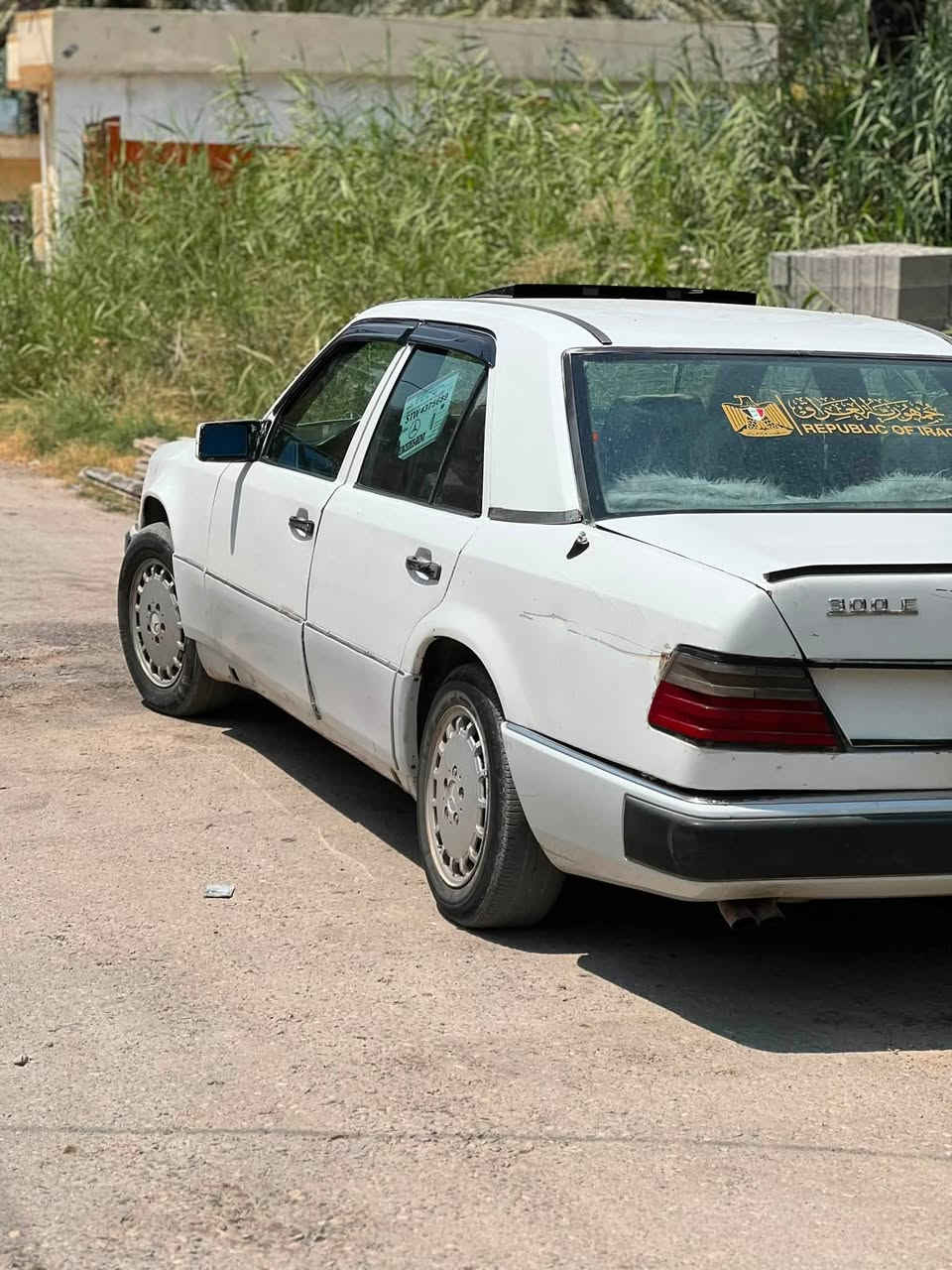 سلام عليكم مارسدسً دبه مديل 86رقم ديالي سعر 39.                                                 سنويه ٢٨ تفاصيل تصال ***********مكان سيارة ديالي دلي عباس
