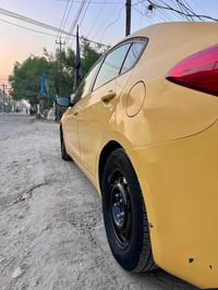 كيا فورتي وارد أمريكي موديل 16حادث جاملغ امامي لايسر بدون دواخل وبدون ...