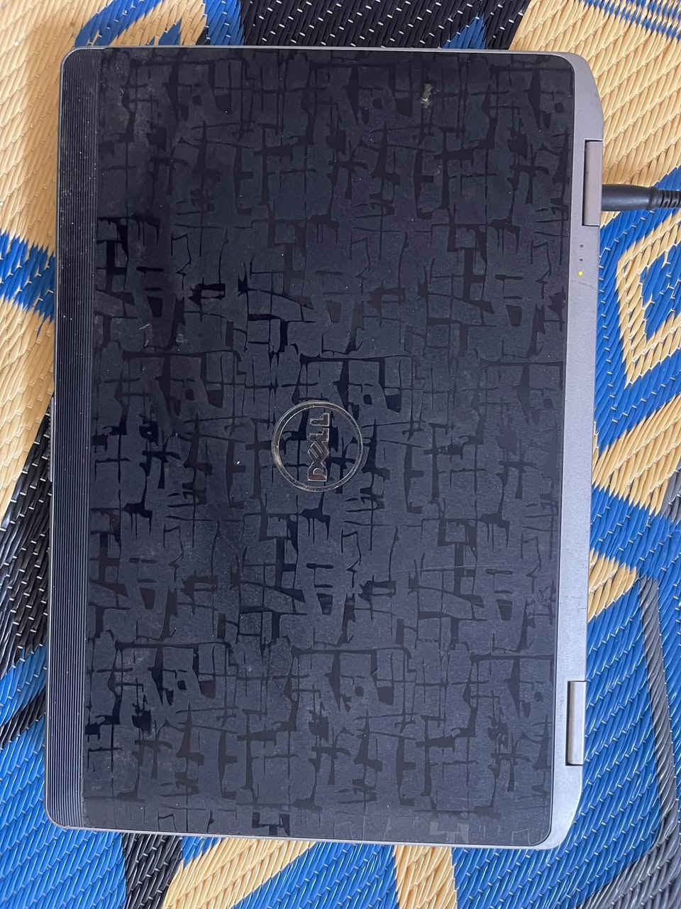السلام عليكم لابتوب دل وياه هارد ssd 512
Cor i5 الجيل الثلث 
نقص فقط بطارية وهاي كم حرف بل كيبورد الجهاز كلش سلس وخفيف رام 4 السعر 65 الف قفل مكاني بغداد مدينة الصدر 
***********
