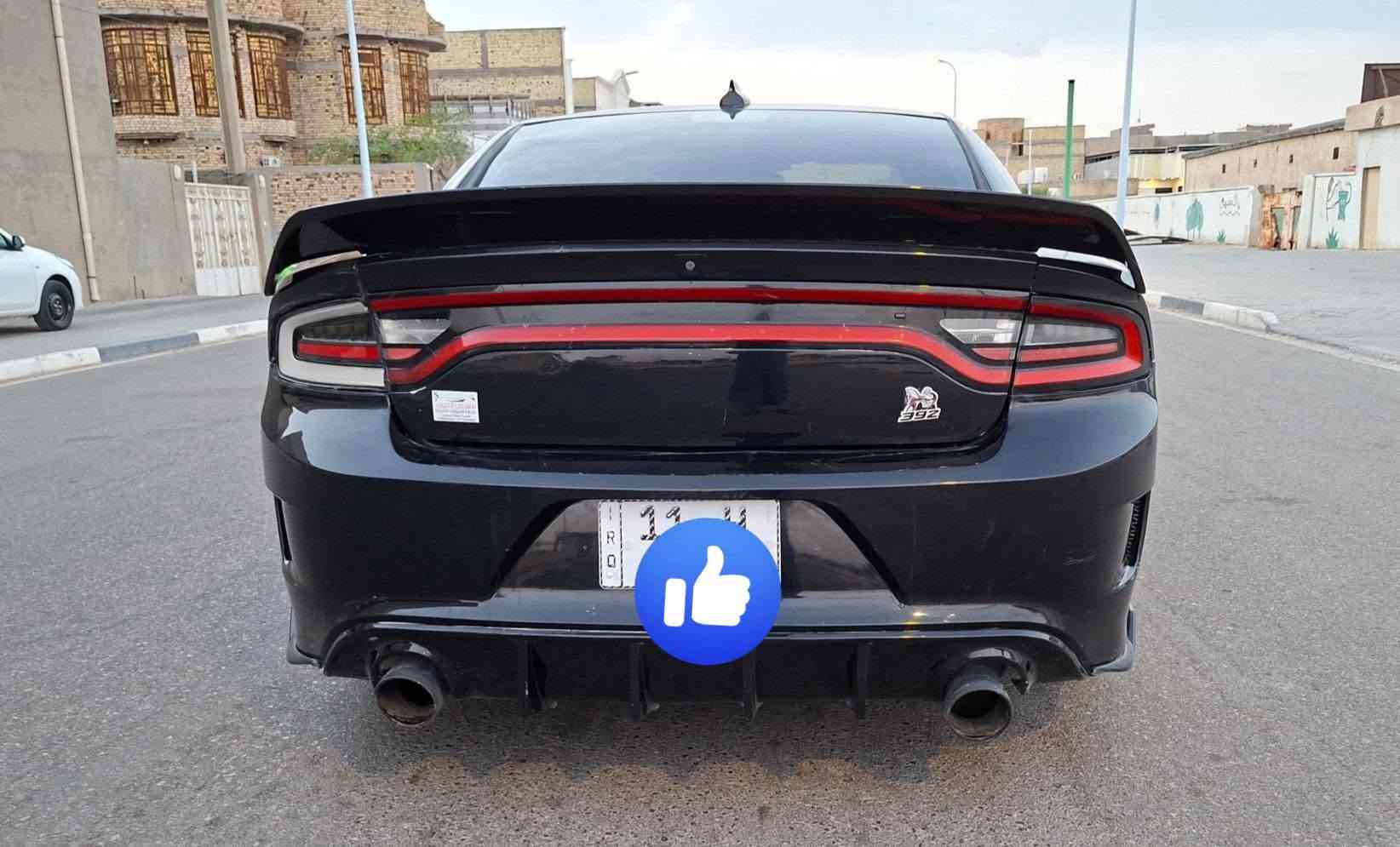 ---
*للبيع دوج جارجر RT 2016 اسود ملكي* 👑

*المواصفات:*
- *الوارد:* امريكي 
- *المحرك:* 5.7 HEMI 8 سلندر - 
- *الجير:* 8 نمر اوتوماتيك + شفتات بالستيرن
- *رقم:* بغداد بأسمي تحويل مباشر
- *المكان:* البصرة

*مواصفات الفل:*
- شاشة كبيرة Uconnect لمس
- شاشة تحكم + نظام تشغيل عن بعد
- داخل كنتاره + تحكم كهربائي
- تبريد وتدفئة كشنات
- كشتات امامي وخلفي
- بصمة تشغيل + بصمة ابواب
- حساسات + كاميرا رجوع
- رادار + مانع انزلاق + 8 ايرباك
- ويل 20 اصلي RT
- كزوز سبورت +عادي 

*الضرر:*
جاملغ وبنيد فقط

*السعر المطلوب: 167 ورقة* وبيها مجال للشراي 
*للاستفسار: ***********///***********

البيع شرط التحويل.. والاتصال
