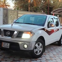 نيسان نيفاره فئة LE الفول اتماتيك موديل 2009 رقم أربيل انكليزي جديد سن...