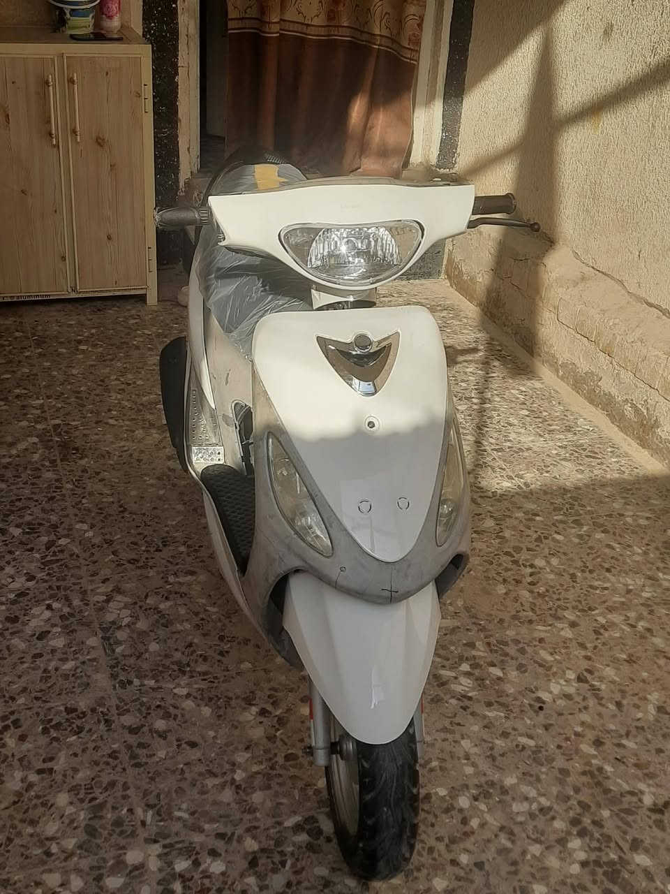 للبيع ماكس منغولي دراجه نضيفه كلش محرك 49 بلادي مبدل فقط ولفات كفرات ختم واحد ويا المكينه ماناقصها شئ
مكاني بلحر السعر 550 ترهم مراوس
*********** واتساب
