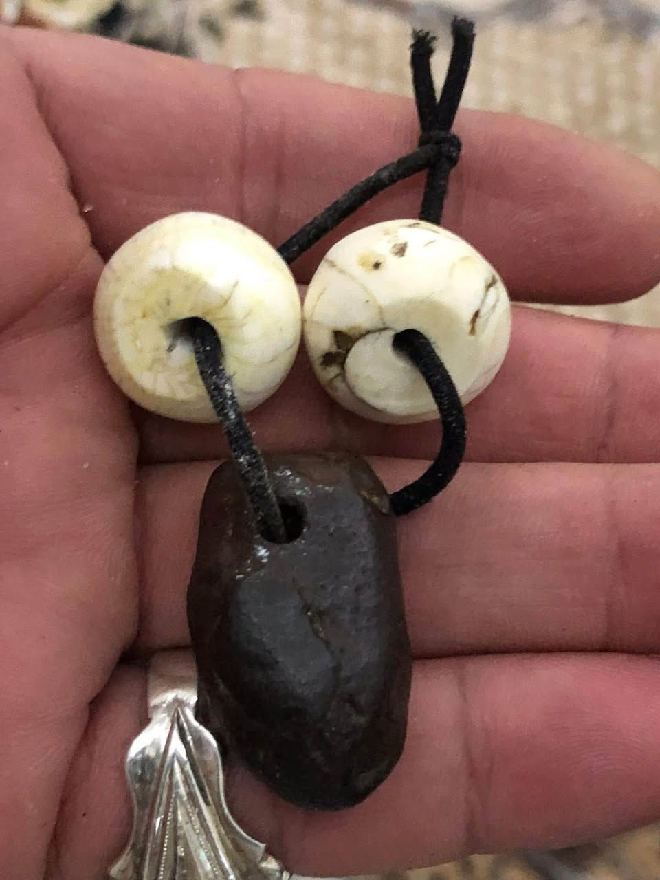 حجرهبهاب افريقي كاولي
مع زوج عطف فرعوني

 قديم أصلي مختوم سبعة اختام سفليه ذمه

 /يعمل نساء /وارجال ذمه 

 /1-فساد / فووول /2-عكدالسان /فووول /

3-محاكم /فوووول /4- جاه وجه / فوووول /

5- محبه فووول /6- تسهيل الأمور فووول/

7- جلب النساء فووول/ 8- جلب النساء للرجال فووول/

  9-  فتح قسمه للبنات فووول /

 10- دخول على ظلام وسلاطين فوووول / 

 شرط  الشغل ومزامط وتحدي

  ضمان سنه بلشغل ذا لم يشتغل يرجع تاخذ فلوسك وحجر  

هديه مني وابيعك من بيتي تجي تخذا 

شرط بيعك مكتبه يعني بعقد بيع وشراء 

حته لو تريد بلمحكمه هم اني خادم 

 (((السعر  مليون /ونص دينارعراقي  قفل من اخير لحد كلي

 طيح من سعر رجان 

/الاستفسار على رقم الهاتف ***********//يوجد على رقم واتسب 

 //// /العنوان محافظة ميسان العمارة دور النفط قرب

 شركة النفط  أبو سجاد الساعدي@@
