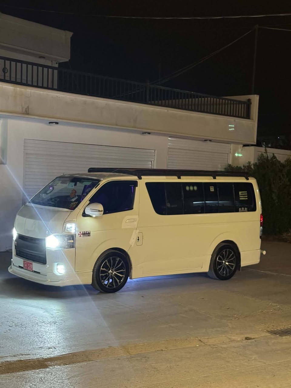 هایس مۆدێل ٢٠٠٦ فول فول
حیزام سبغ 
ڕەقەم جنووب سەنەوی کارتۆن ئەسڵی 
گەرمی و ساردی بیلاد 
گێر و مەکینە بیلادی 
جام کارەبا 
***********
