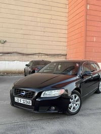 فولفو V70 • ٢٠١٣ • ١٨٠٠٠٠ كم