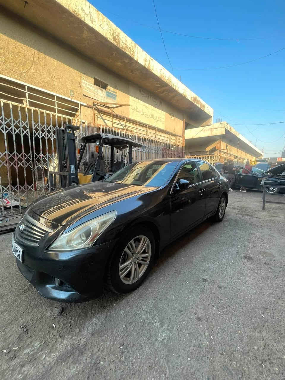 للبيع  سعرها 53ورقه وبيها مجال

ملاحضه السياره مكينتها مو زينه
Infiniti G37 2013 
اللون  اسود
 المكان بغداد 
رقم السياره صلاح دين شرط تحويل 
ــــــــــــــــــــــــــــــــــــــــــــــــــــــــــــــــــــــــــــــــــــــــــــ
المواصفات /
1-محرك VQ 3.7 V6 - 300HP فورويل دفع رباعي 
2-  محرك جديد كير نضيف
3-  كشنات خزن
4-  فتحة سقف
5-  كاميرا خلفية
6-  حساسات خلفية 
7-كشنات كهرباء
8-  جام أوتو
9-  أضوية أوتو
10-  شفتات ستيرن
11-  سماعات Bose
12-  كروز كنترول
13-  تحكم بالمرايا
14- تحكم ستيرن كهربائي
15-تحكم سرعه كروس
ـــــــــــــــــــــــــــــــــــــــــــــــــــــــــــــــــــــــــــــــــ
الحادث /وارد امريكي داخله تقرير غرق وبل عراق صبغ ٤قطع
وبل قماره جراد خفيف بس مقارنه بل سعر ابلاش ومكينه موجود يمنه ال ياخذه يشتري من يمنه ونداري ❤️
ــــــــــــــــــــــــــــــــــــــــــــــــــــــــــــــــــــــــــــــ
السعر/ 53ورقه 
للستفسار /***********

