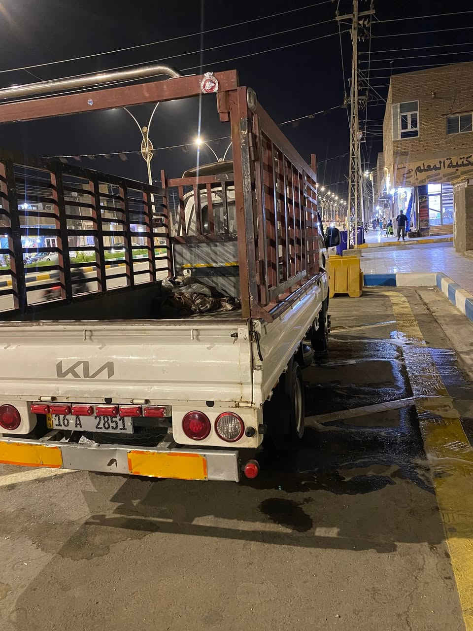 للبيع او مراوس كيا فحل ٢٠٠٨ محرك مكينه سبلاين مالت مديل ٢٠١٢وكير وبم ونوزل حاويه شرط توي شادهن ب٢٢ ورقهشاصي رقم شاصي مكفول  حداديه خلفيه اماميه ورك كله جديد كهربائيات كله شغاله تخم تاير امامي خلفي كارتون جديد تحويره خلفيه ١٤ تايرات لاسه تانكي ١٢٠ فافون صبغ دوس فقط باقي كفاله بدون ضربه وتبديل بدي جديد حاويه شرط بدون قطره زنجار رقم وسنويه قادسيه جديد ٢٠٣٠ تحويل شرط ربع مذب عليه لشغل كبل  مكان ناصريه سوق الشيوخ *********** اتصال
