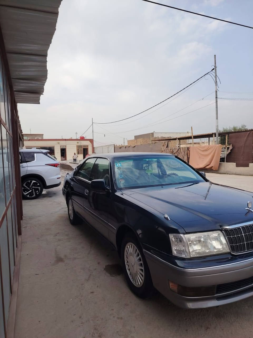 ١٩٩٦ • مكينة ٣٠٠٠ • رقم انبار