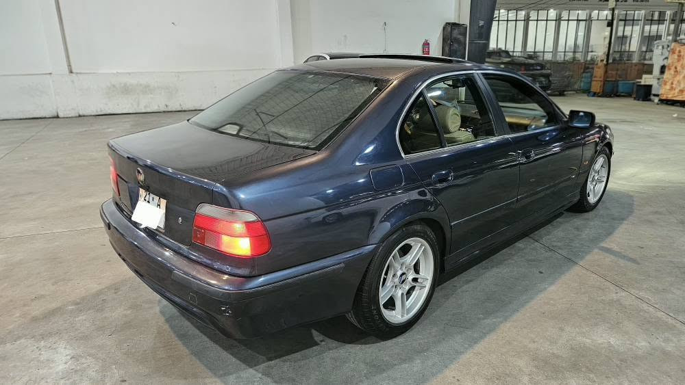 🚙بم سەقەر مەکینە 525 دەبڵ دجیتەڵ موديل 2002 فول مواصفات M بێ لێدان ناوگرتن لەسەر بیلاد مایە بێ خایس 🪪 سەنەوی نوێ 2035  بەناوی خۆمە لە هەولێرە نرخی گونجاو 87💲 وەرقە ***********واتس ↔️گۆڕینەوە دەکەین 
🚙بم صقر محرك 525 دبل دجتل موديل 2002 فول مواصفات  M  بدون ضربه او داخلى او خياس باقي على بلاد 🪪سنوية جديد 2035 بأسمى مكان اربيل سعر مناسب 87💲ورقة ***********واتس↔️ تديل او اراوس بالسياره أربيل, العراق

نص مكتوب في الصور:
- Al-generated content