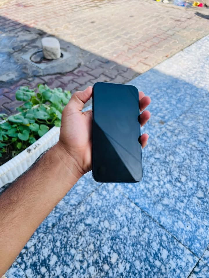 ١٣ برو ماكس مبدل شاشه
ذاكره ٢٥٦
بطاريه ٧٢

ناصريه مركز
