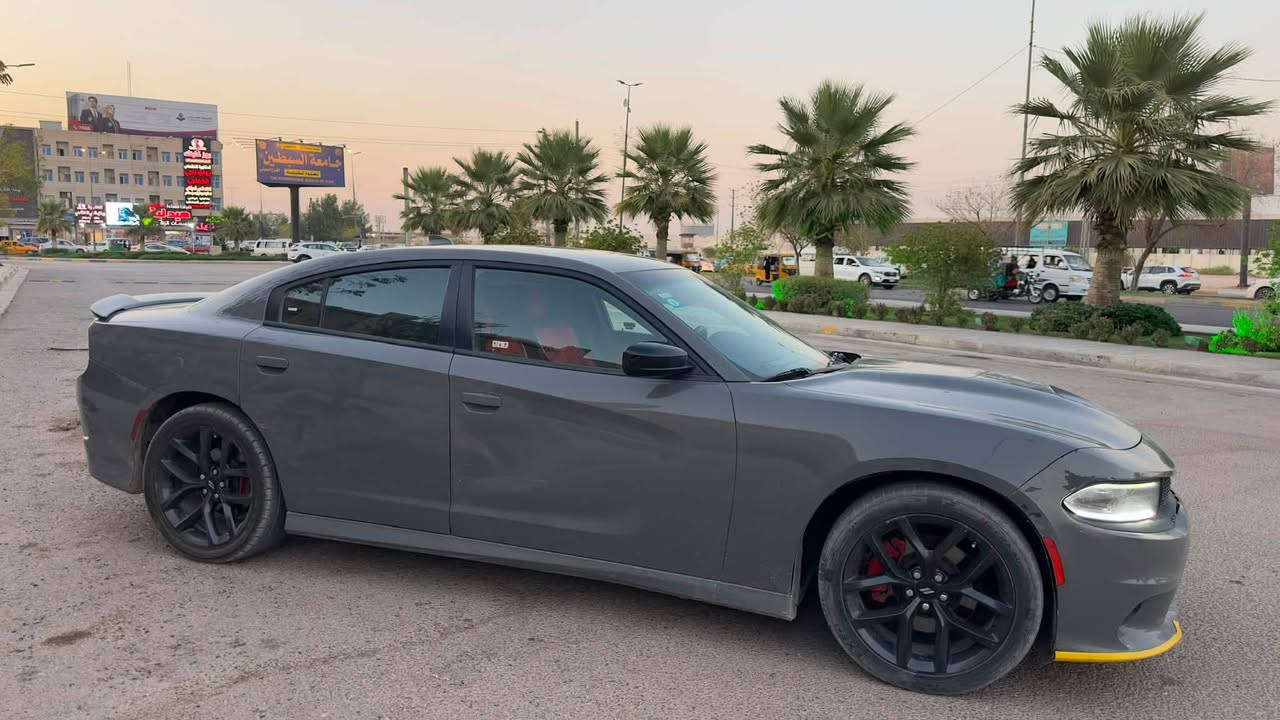 لسلام عليكم جارجر Gt موديل 2019 لون اسمنتي السيارة حادثها حلو و موجود كدامكم ب الصور محرك كير حداديه نضافة فول السياره نصبتها حلوه داخلها قماش جلد لون احمر شوته رياضي تايرات خلفيه جدد عليها ترتيبات بسيطه ايرباك فقط دركة  للاستفسار اكثر على الرقم *********** موجود واتساب او رصيد باي وقت مكانها كربلاء
