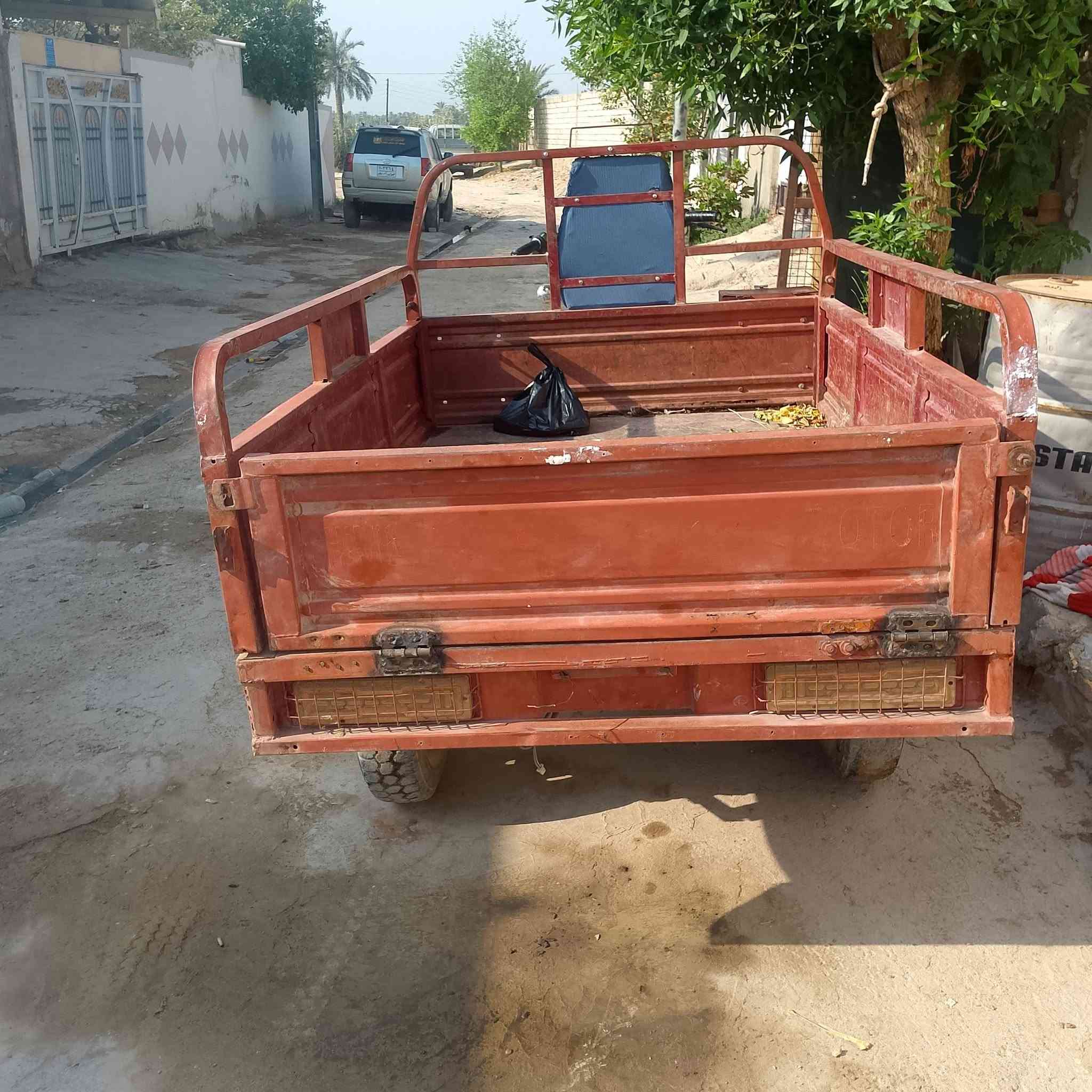 ستوته نوع جمره فحل كله جديد شادله بدي نضيف  شاصي مكفول السعر ٨٥٠لف   العنونه نجف ابو صخير المناذره ***********
