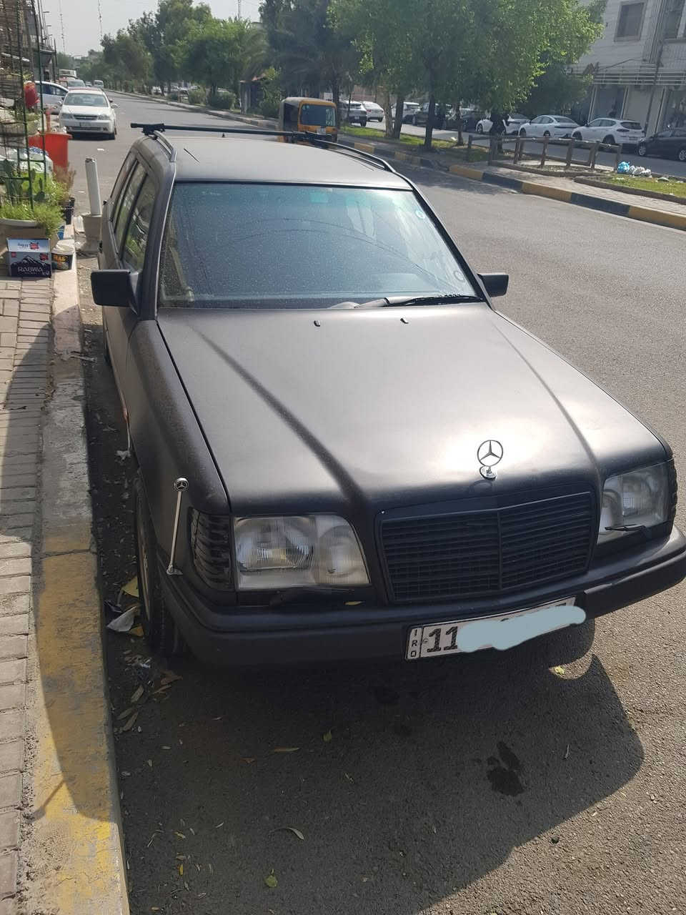 مرسيدس E300 • موديل ١٩٩١ • بغداد