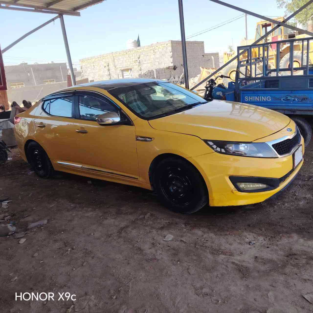 اوبتيما للبيع بيه ضربه بل ايسر سياره باسمي رقم كليزي تحويل ثاني يوم سعره 75 حاب يستفسر رقم الهاتف:*********** واتس مفتوح

نص مكتوب في الصور:
- HONOR X9c