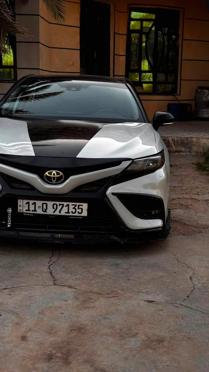 الـنوع : تويوتا✅
الفــئة : كامري TRD✅
اللـون : ابيض😍 سقف اسود 
سعـة المحـرك: V6 35 ✅
سـنة الصـنع :  ٢٠٢٢✅
الحالة. حادث بنيد وجاملغ وباب سائق كلير
الموصفات
شاشة   
بصمه 
هند بريك بصمه 
‌‎كاميرة
اوتو هولد (𝐀𝐮𝐭𝐨 𝐇𝐨𝐥𝐝)  

رادار امامي (تحديد مسار)

‌‎رادار خلفي (التحذير من الاصطدام)

‌‎نظام (𝐄𝐜𝐨)

نظام (𝐍𝐨𝐫𝐦𝐚𝐥) 

نظام (𝐒𝐩𝐨𝐫𝐭)

تحكمات  استيرن

كشنات كهربائي 

بكلايتات (𝐋𝐞𝐝) ليد بيلادي

داخل اسود_ احمر 

ويل اسود بلادي.

رقم. بغداد بسمي 

العنوان. بغداد ناحية الرشيد 
الاتصال.***********
سعر ٢٢٠ وبيها مجال بيع أو مراوس
