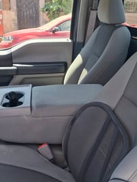 للبيع فورد F150 لون اسمنتي رقم بغداد باسمي ماشية ٢٩ الف  تك باب السيار...