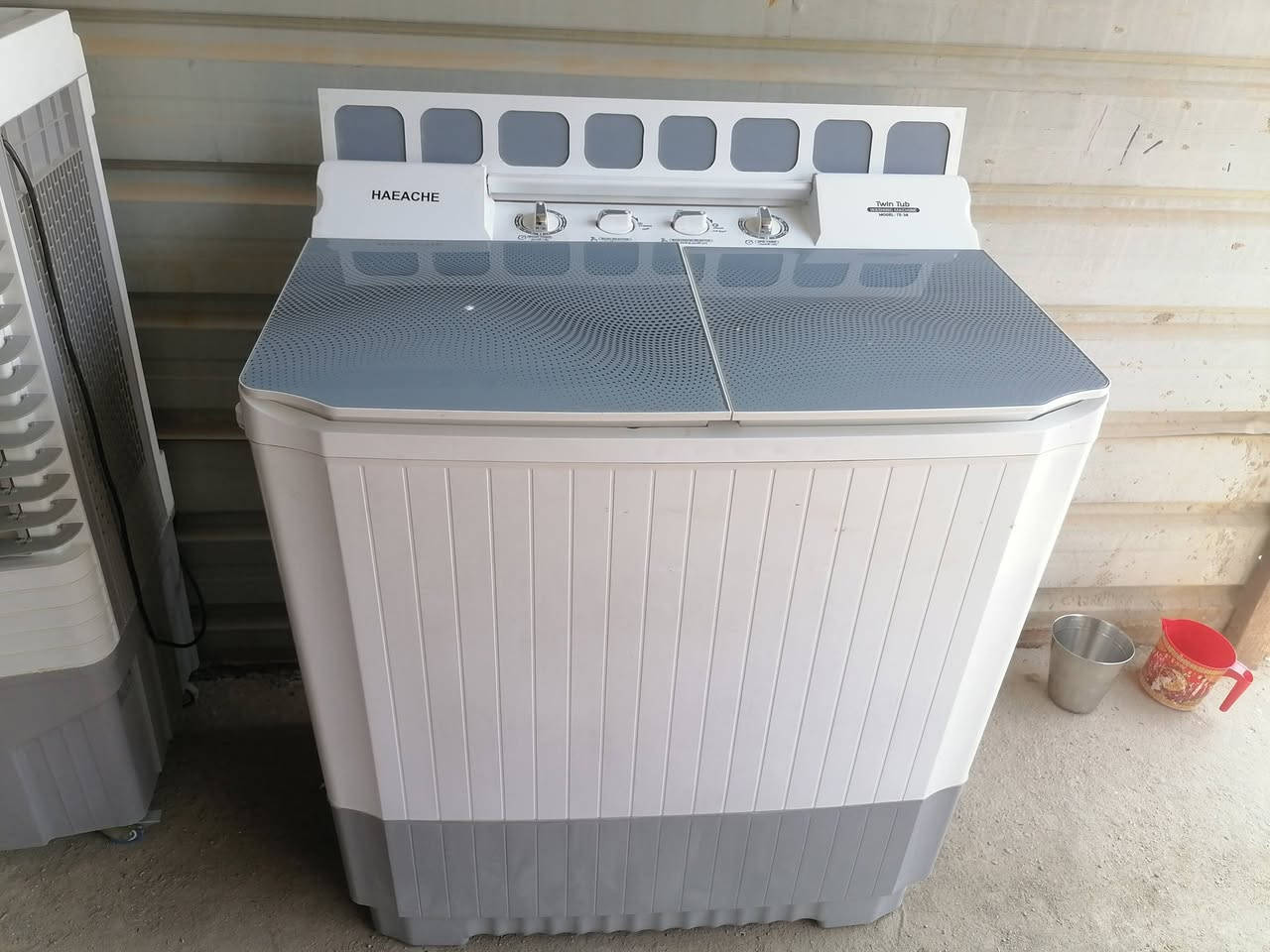 غساله جديده ع الفحص للبيع السعر ب 125 وبيها مجال مستعجل على بيعتها العنوان حله ورديه خارج مقابيل العلوه مخضر رقم ***********

