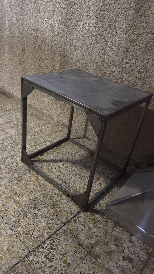 بغداد • استعمال ١٥ يوم • ميز مرمره