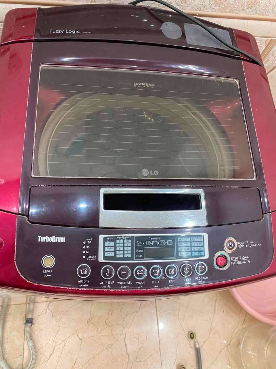 غساله أوتوماتيك  LG الاصليه 20 كيلو تغسل حتى بطانيات ب٢٠٠ وبيها مجال
مكاني كوت ‏‪***********‬‏
