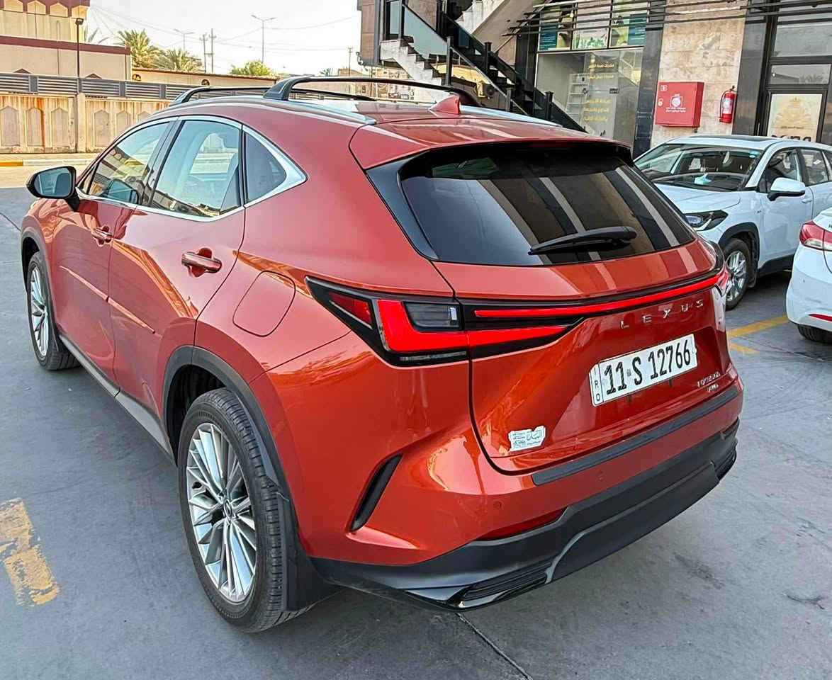 لكزز NX350. 2024 هايبرد
فول مواصفات 
فتحة سقف سلايد
 بصمة ابواب بصمة تشغيل 
شاشة دشبول ديجيتال
شحن وايرليس
رادار °360
هندبريك بصمة اوتو ستوب 
رادار امامي (تحديد مسار)
رادار جانبي  (نقاط عمياء
رادار خلفي (التحذير من الاصطدام)
حساسات °360
حساسات امامي
حساسات جانبي 
حساسات خلفي
داخل جلد كشنات جلد كشنات كهربائي
كشنات خزن+ميموري
كشنات دفئة تحكم استيرن
استيرن كهرباء استيرن خزن+ميموري
استيرن دفئة تبريد لمس  تبريد مركزي 
انظمه قيادة 
‏‎مراء شفط كهربائي 
صندوق شفط كهربائي 
لايتات ليد عدسة زينون بيلادي
بلاجيكتور  𝐋𝐄𝐃 بيلادي
بكلايتات 𝐋𝐄𝐃 بيلادي
ويل كروم 
وبعد هواية مواصفات 
حادث بسيط قليل بالجاملغ والبنيد صور الحادث موجوده بالمنشور مكاني بغداد اليرموك 
*********** 
سعر $268
