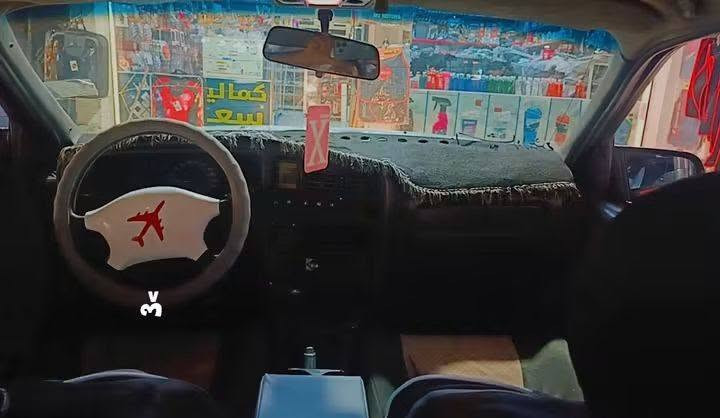 12
شرط تحويل وكاله  َ
سياره للبيع  اوميكا  موديل 92 محرك 20 رقم ديالى اليف سنويه عاج كير عادي محرك كير كلها بل شرط سياره جاهز مال بيت استيرن باور بريك ABS  سقف سلايت جامات 2كهربائي قفل مركزي بلادي  بدون صبغ وضربه سعرها 12 ورقه قفله بدون معامله شراي خابر كركوك حي عسكري  ***********
