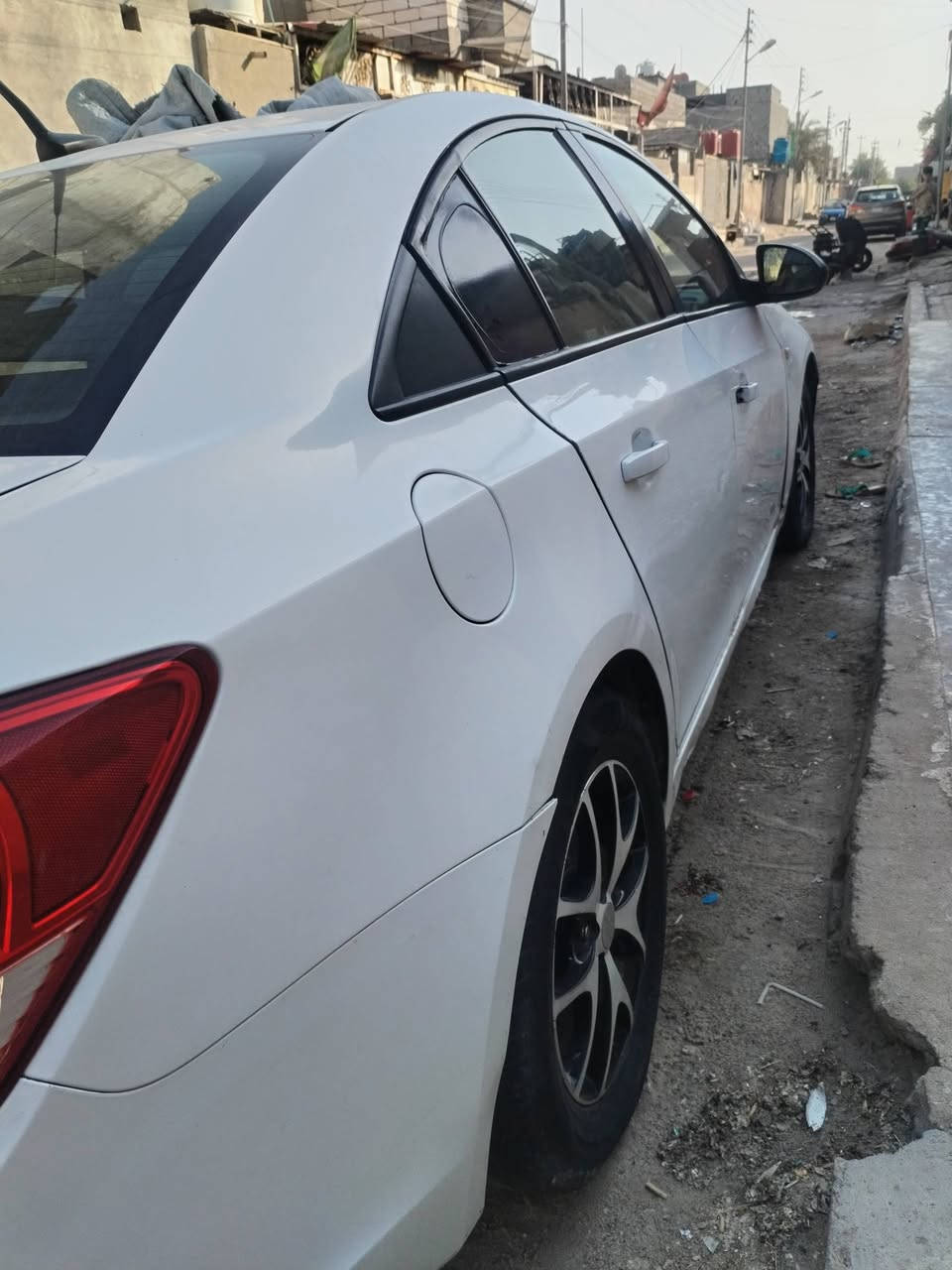 سلام عليكم من رخصت الادمن
شفر كروز ١٤ أمريكي بيها باب وجاملق تبديل مكينه ١٨٠٠ 
كير مكينه حداده تخم تاير تبريد كله جاهز رقم ذيقار مشروع وطني رقم انكليزي بسمي موجوده بلبصره
السعر ٥٨
الاتصال ***********
