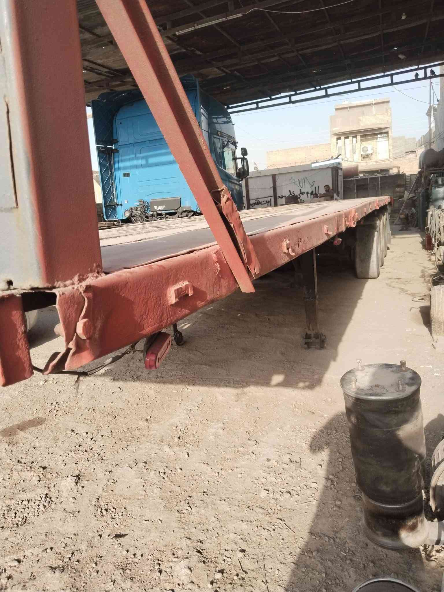 عربانه اوربيه للبيع جوبلس دناكير مدور واحد تعليك تايرات ربع عمر الطول 13 و60 العنوان حله شارع 80 اتصال ***********
