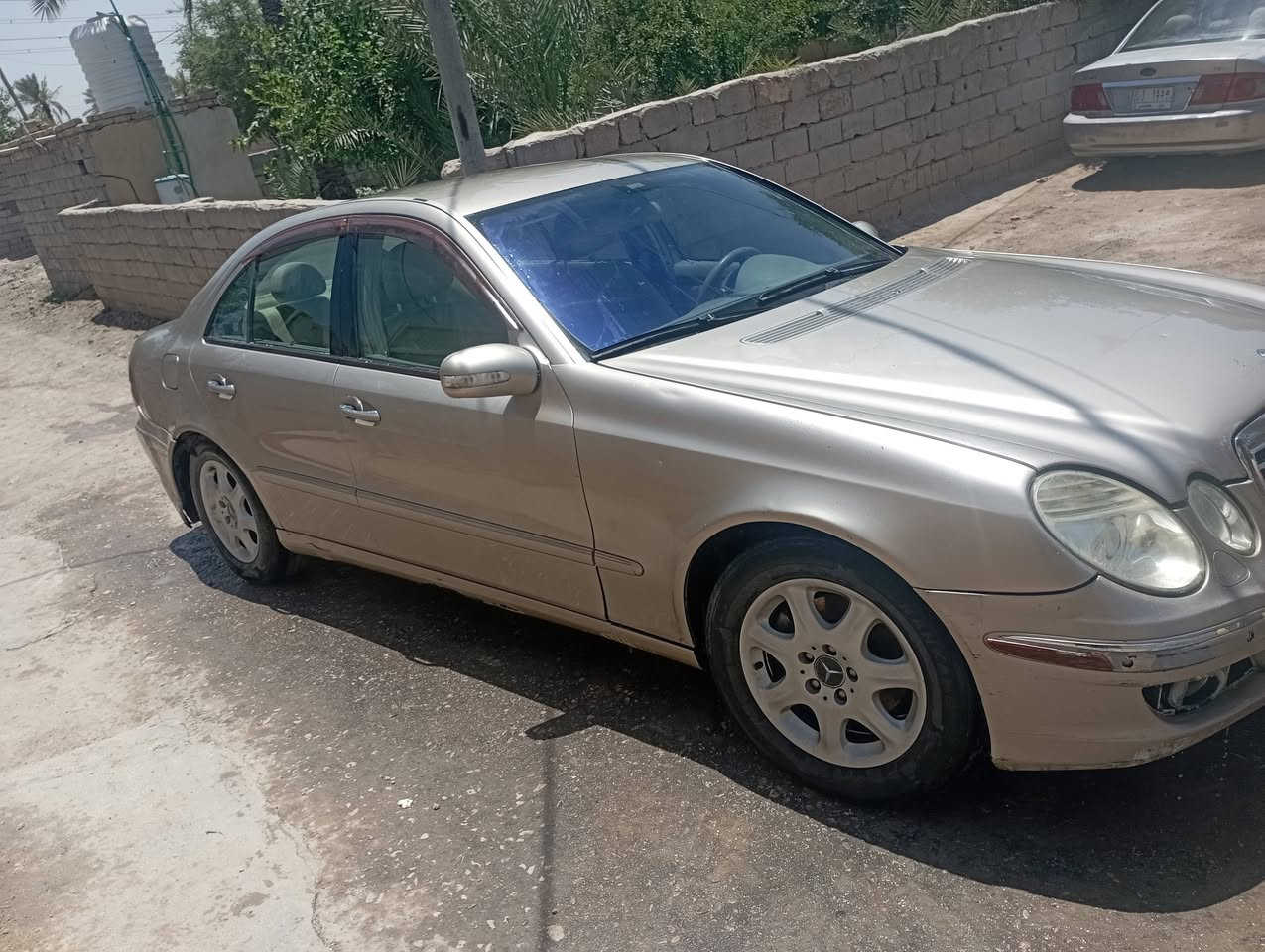 سلام عليكم مرسيدس موديل 2002 رقم كركوك وكاله ومداور باسمي سنويه جديده تخم تأير مكينه وكير جدد كفاله كشر بدون ضربه السعر 70 وبيها مجال العنوان بابل القاسم الشراي يتصل ‏‪***********‬‏
