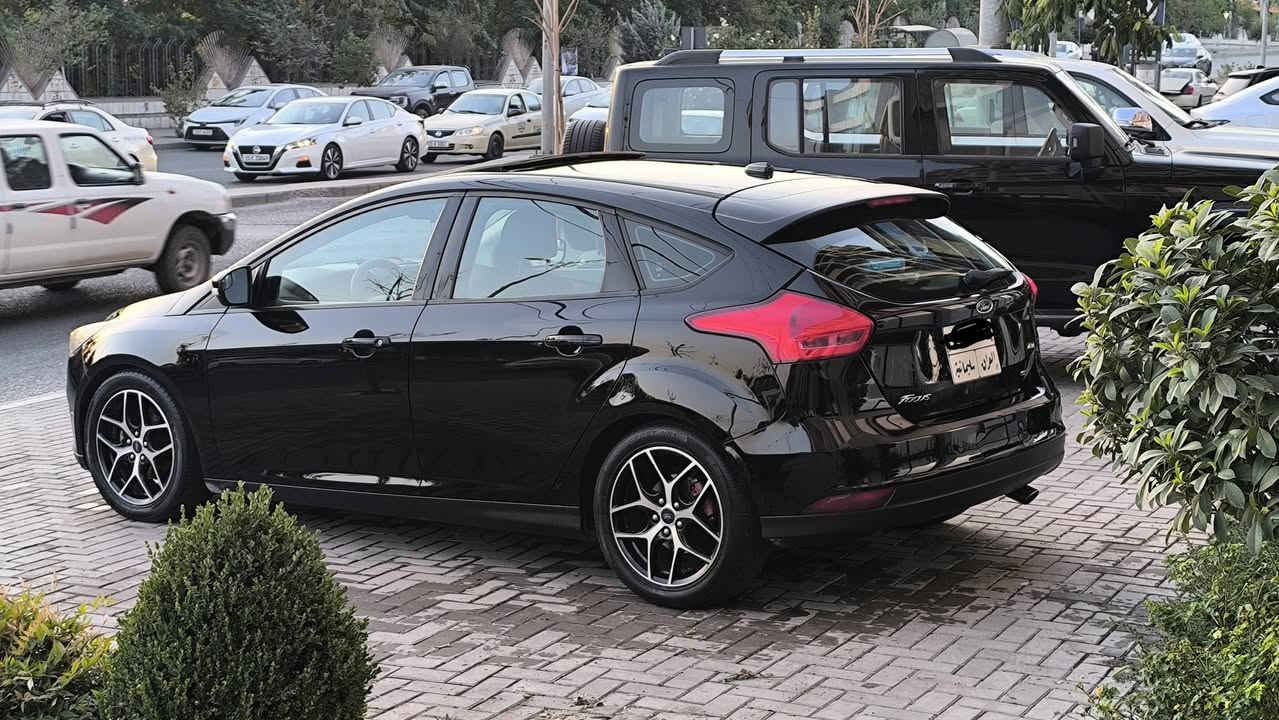Ford focus Sel 2017 . بەس بۆنیت صبغ بێ ناو بێ  . ئێرباگ فول واسەفات . ١٠٠ میل ڕۆشتوە .*********** .
