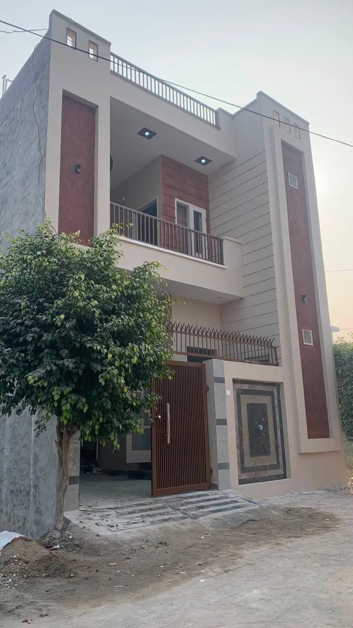 صبغ المنازل داخلي وخارجي
سعر المتر الف دينار 🏠
صبغ الابواب والشبابيك 
للاستفسار ***********
