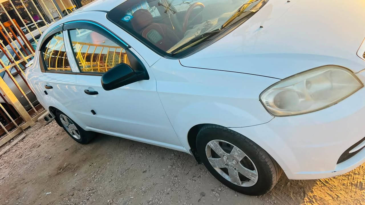 افيو ١٥ كفاله عدا شبر ب الصندوك ومبدله والقديم موجود اذا تصلحه جدا نضيف 
محرك مفتوح خليجية 
استخدام شخصي ما متعوبه رقم بغداد ب اسمي
80 وبيها مجال 
***********
